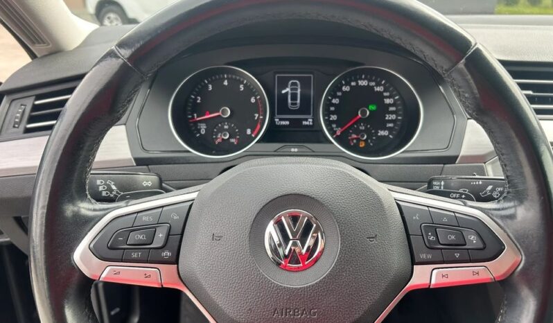 Volkswagen Passat 1.5 TSI EVO Business DSG full