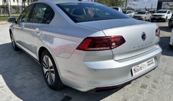 Volkswagen Passat 1.5 TSI EVO Business full