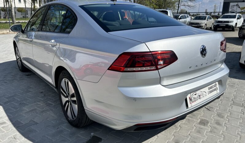 Volkswagen Passat 1.5 TSI EVO Business full