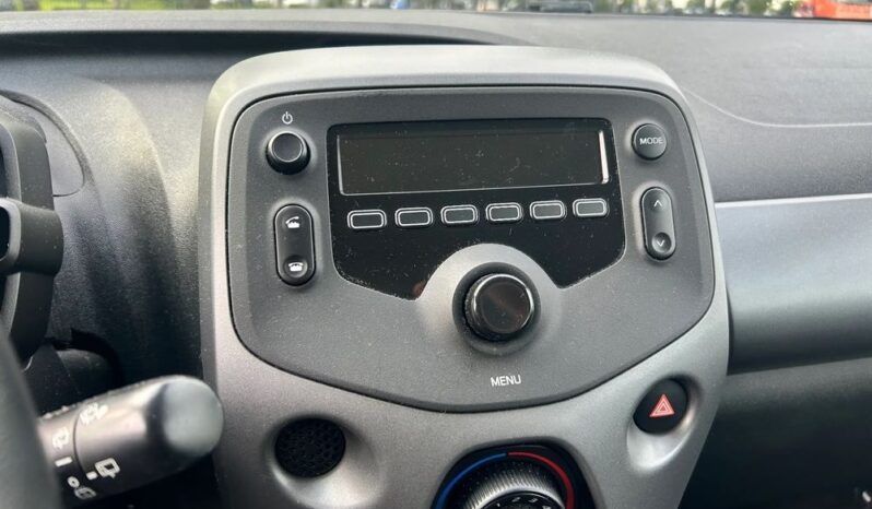 Toyota Aygo 1.0 VVT-i Color Edition full